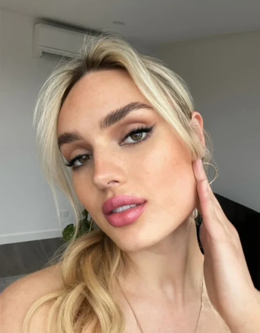 Suzy Lipstick Miss Brooklyn Rose (Satin)