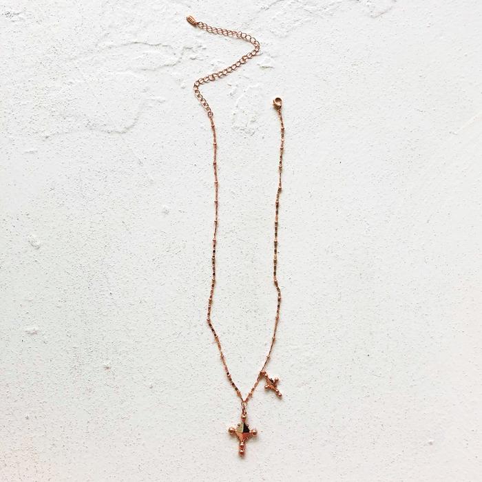 Ivy Cross Pendant - Rose Gold