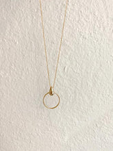Load image into Gallery viewer, Orb Pendant Necklace
