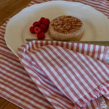Load image into Gallery viewer, Gingham Napkins Set Of 4 Fig
