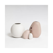 Load image into Gallery viewer, Great Harmie Vase - Blush Pink
