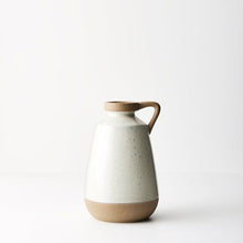 Load image into Gallery viewer, Vase Mikala in White
